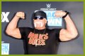 Bodybuilding Legend Lou Ferrigno’s Bicep Looks Like a Stick Next to Hulk Hogan’s
24-Inch Python in a Rare Photo